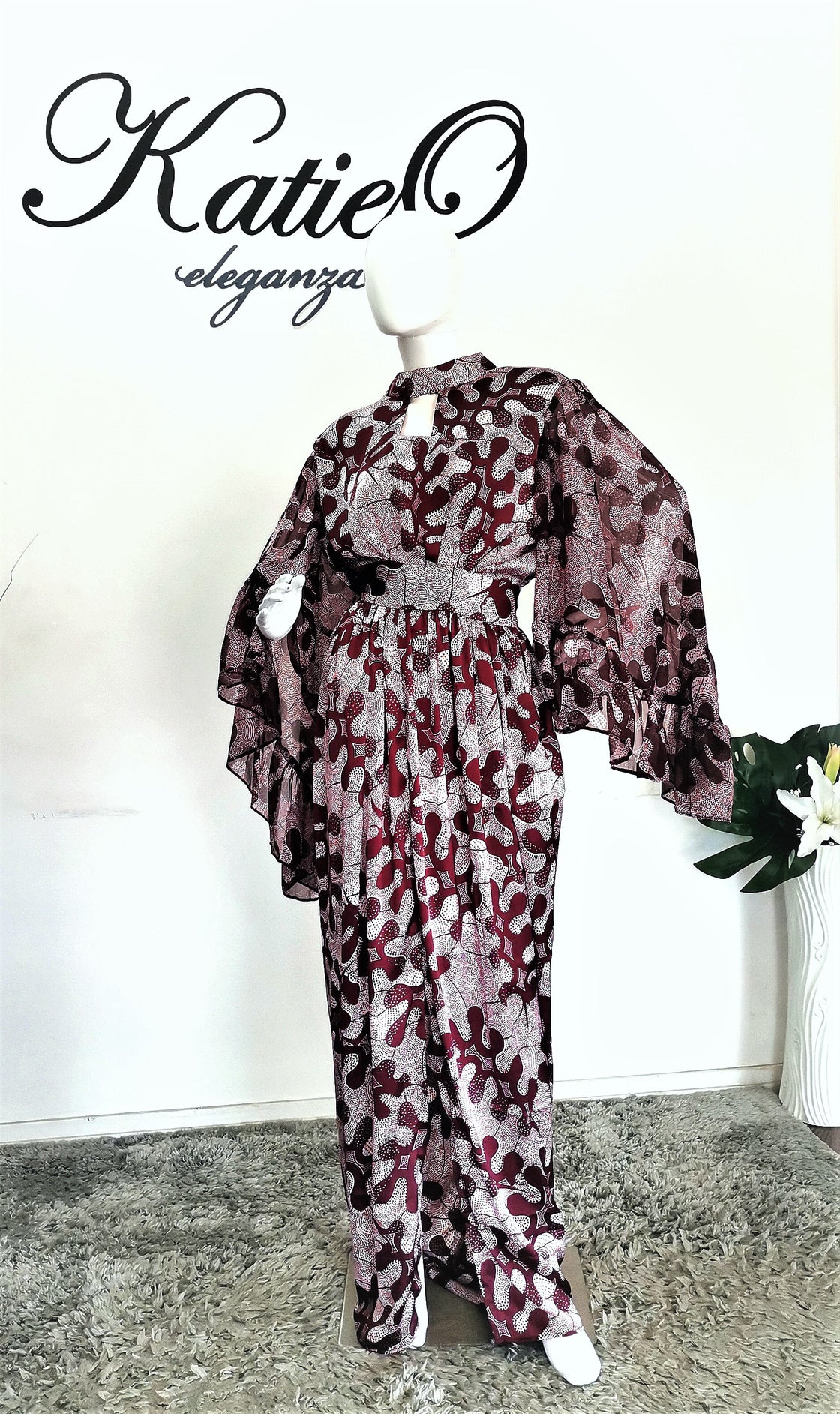 flare sleeved dress